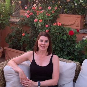 Meet your Posher, Adrienne